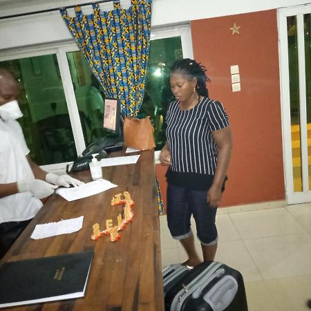 Senateur Hotel Agontinkon Cotonou Esterno foto