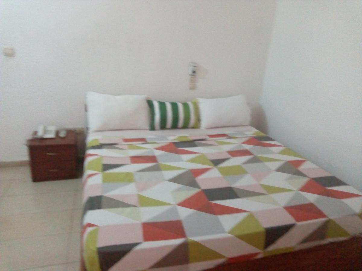 Senateur Hotel Agontinkon Cotonou Esterno foto
