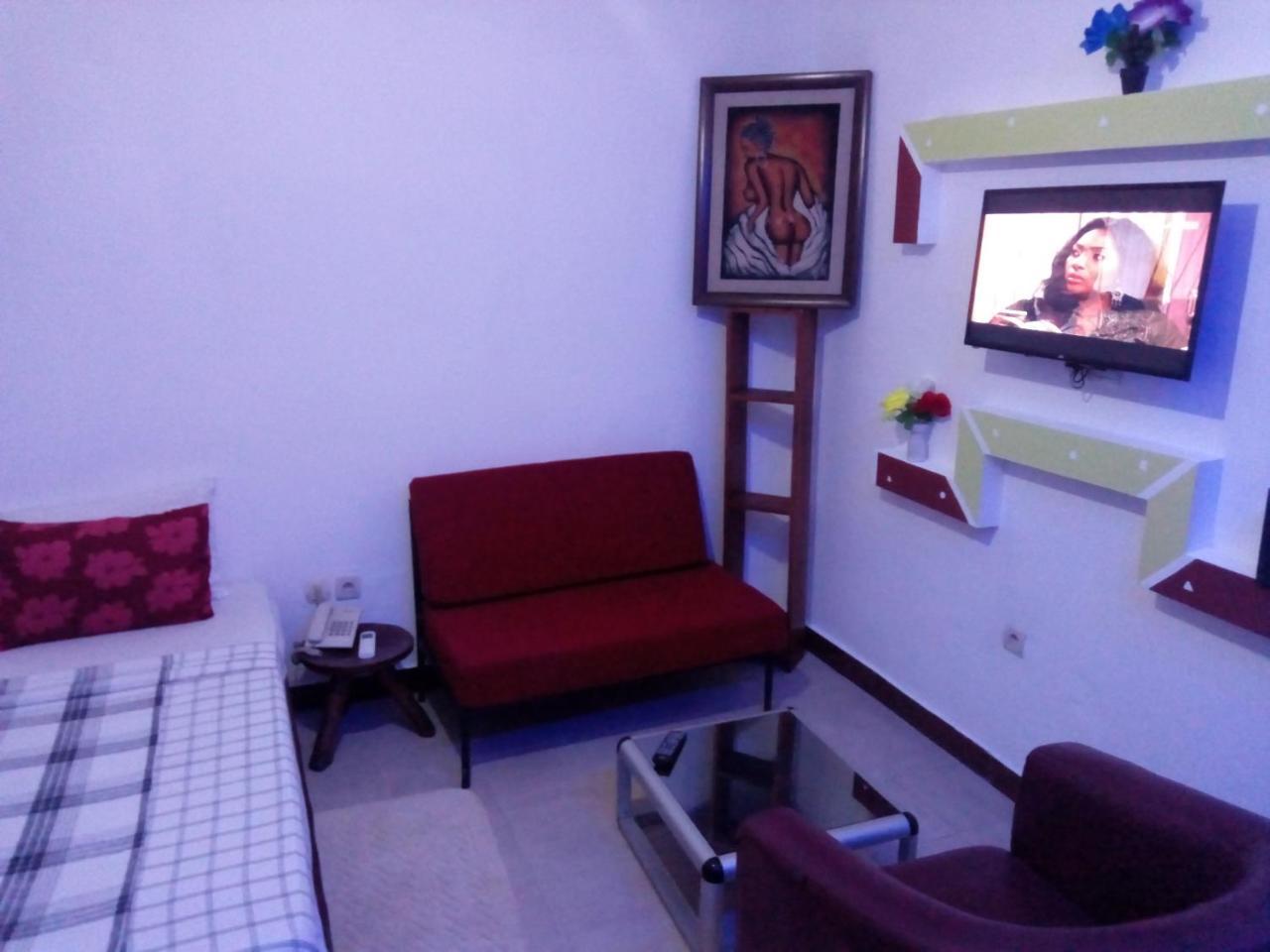 Senateur Hotel Agontinkon Cotonou Esterno foto