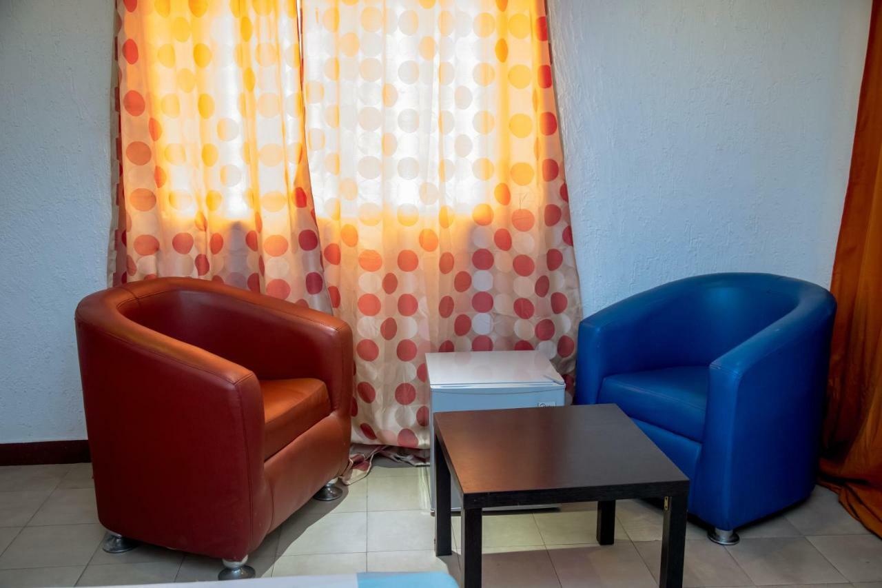 Senateur Hotel Agontinkon Cotonou Esterno foto