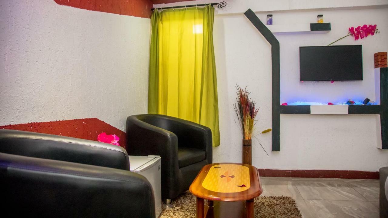 Senateur Hotel Agontinkon Cotonou Esterno foto